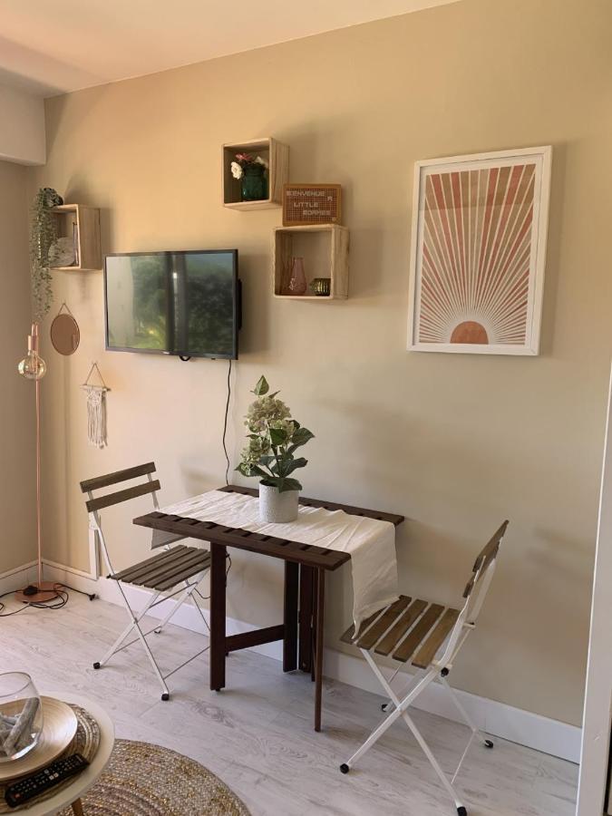 My Little Provence Bormes Les Mimosas Apartment Luaran gambar