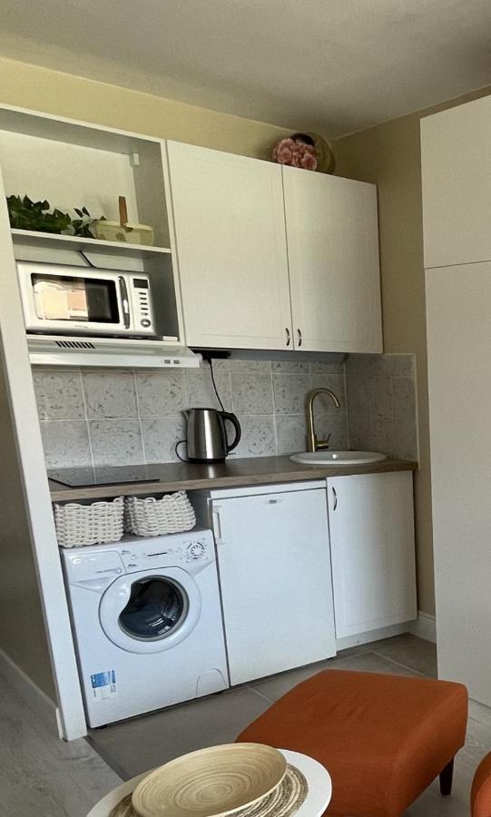My Little Provence Bormes Les Mimosas Apartment Luaran gambar